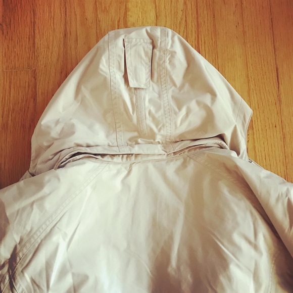 L.L. Bean Thinsulate Weather Proof Blizzard Coat - Picture 11 of 13